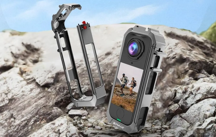 metalowa-obudowa-puluz-do-insta360-x4-air-podczas-nagrywania-w-terenie
