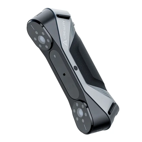 Skaner 3D Creality CR-Scan Raptor rejestrujący detaliczny model za pomocą niebieskiego lasera.