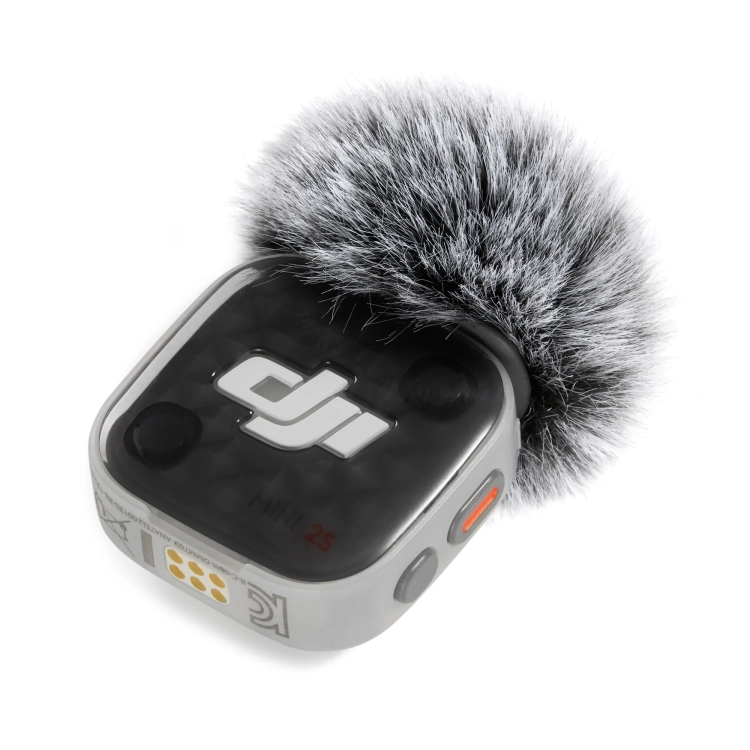 Nadajnik-DJI-MIC-Mini-2S-z-czarna-obudowa-na-ukos