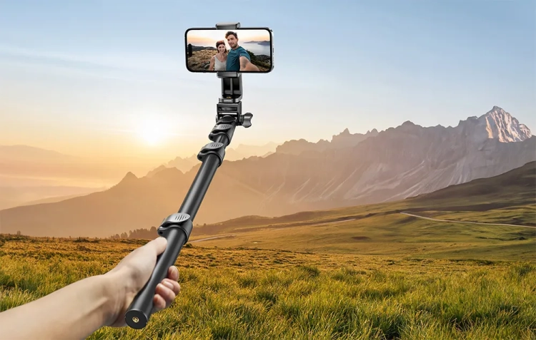 slefie-stick-ze-statywem-ugreen.webp