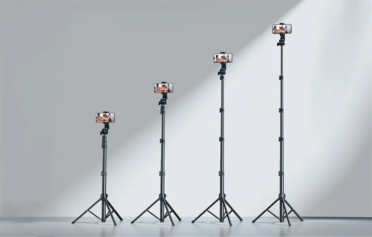 ugreen-selfie-stick-ze-statywem.webp