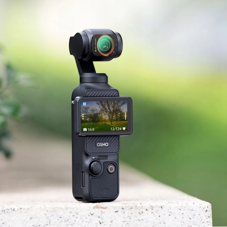 DJI Osmo Pocket 3 z zamontowanym filtrem polaryzacyjnym K&F Concept CPL