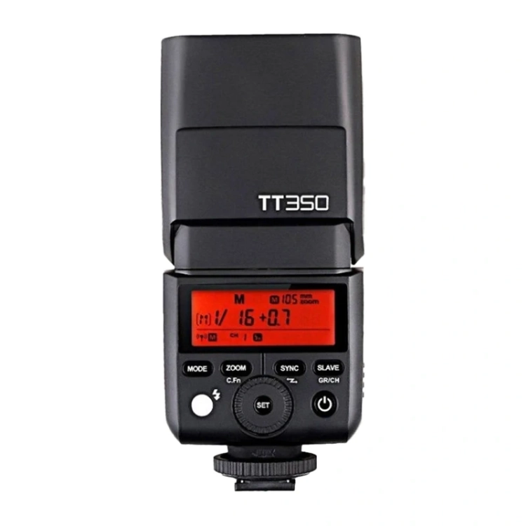 Lampa Godox TT350C z podświetlanym ekranem LCD i panelem sterowania, widok od tyłu