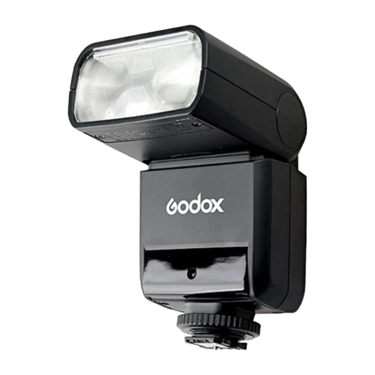 Lampa błyskowa Godox TT350C TTL do Canon z ruchomą głowicą, widok z przodu pod kątem