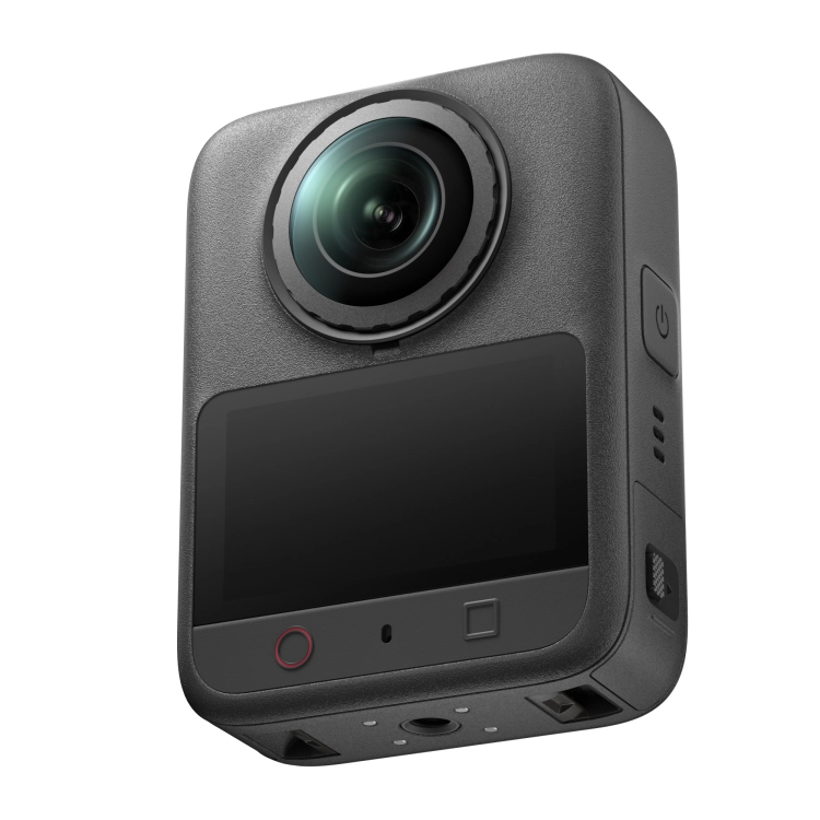 Kamera-DJI-Osmo-360-II-na-ukos-od-dolu-2