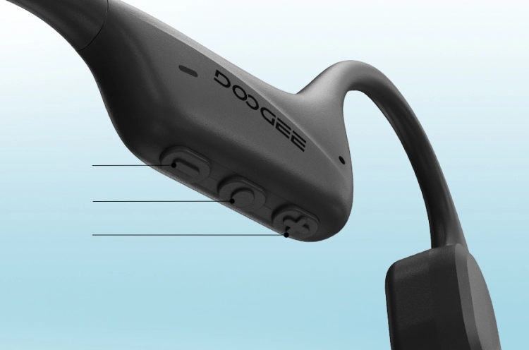 Zbliżenie na konstrukcję słuchawek kostnych DOOGEE BoneBeat Swim Grey