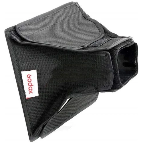 Softbox Godox SB2030 od tyłu z otworem na głowicę lampy