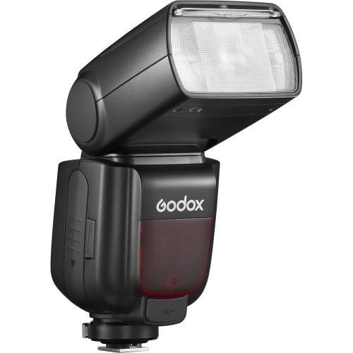 Lampa błyskowa Godox TT685II do Nikona z przodu pod kątem