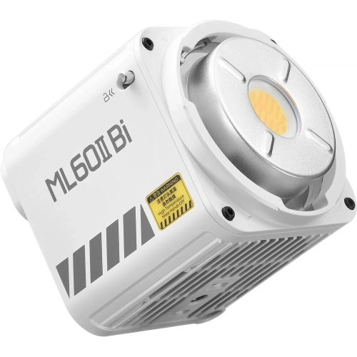 Lampa LED Godox ML60II Bi bez odbłyśnika, widok z przodu pod kątem