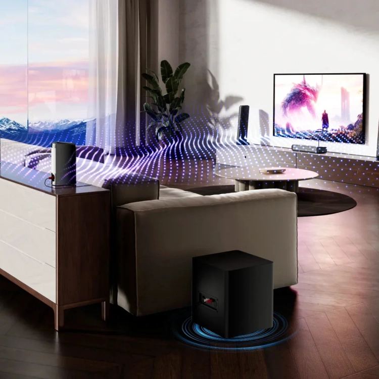 Zestaw Ultimea Apollo S70 Ultra w salonie, subwoofer z podświetleniem obok kanapy
