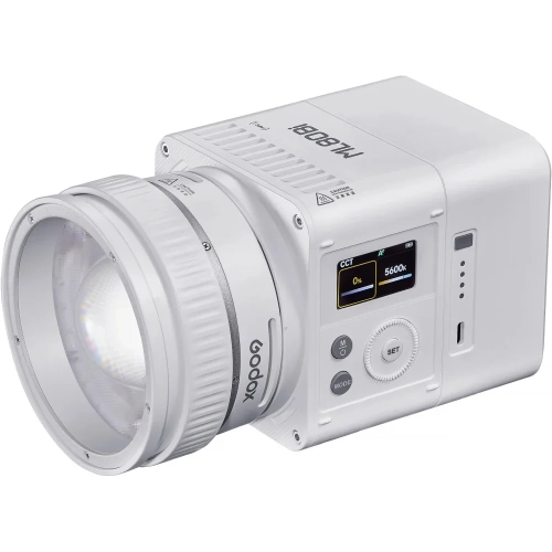 Lampa LED Godox ML80Bi z soczewką ML-Z, widok z przodu pod kątem