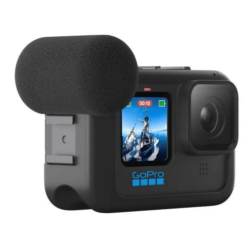 GoPro Media Mod z mikrofonem i zamontowaną kamerą GoPro HERO
