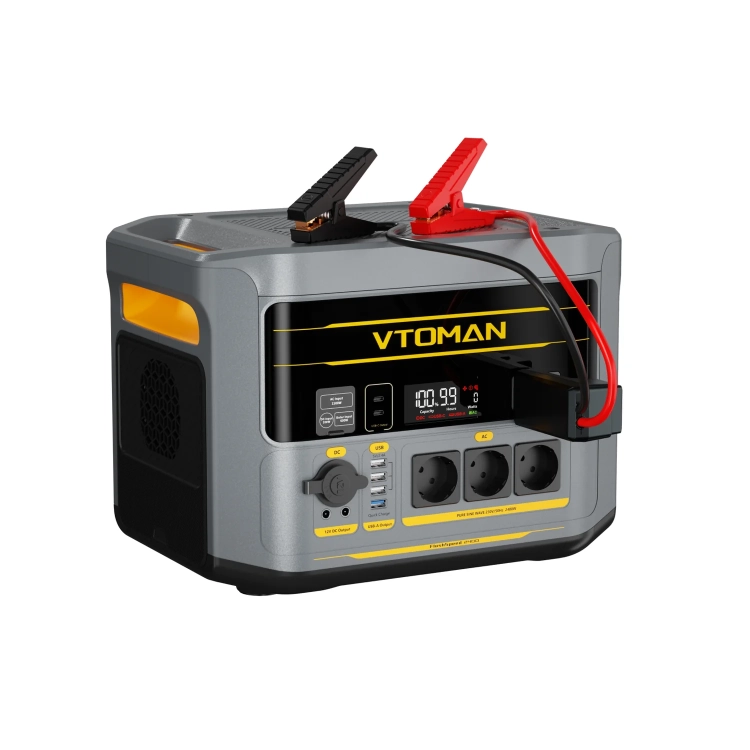 VTOMAN FlashSpeed 2400 z podłączonym przewodem rozruchowym z klemami