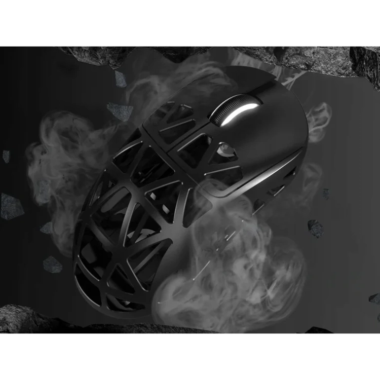 Czarna Attack Shark R2 w dymie