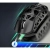 Ładowanie czarnej Attack Shark R3 kablem USB-C