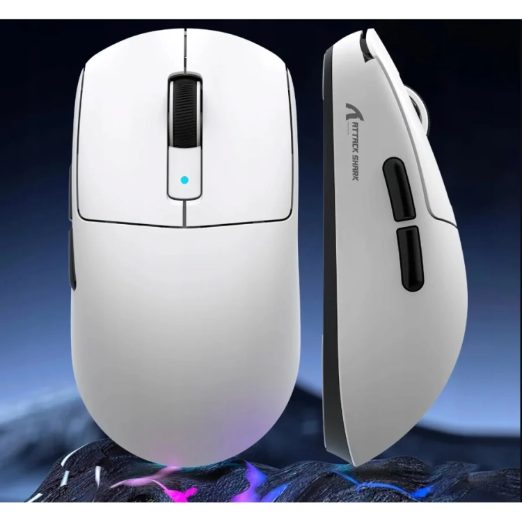 Biała Attack Shark R6 na tle lodowca