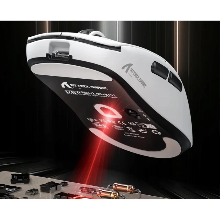Biała Attack Shark R6 i promień sensora