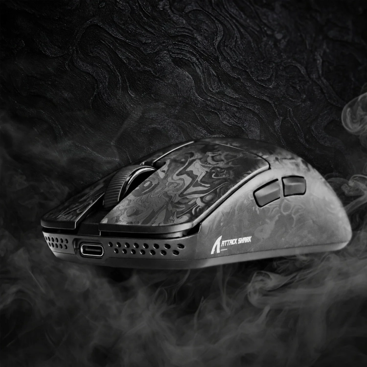 Attack Shark R11 Ultra Forged w dymie