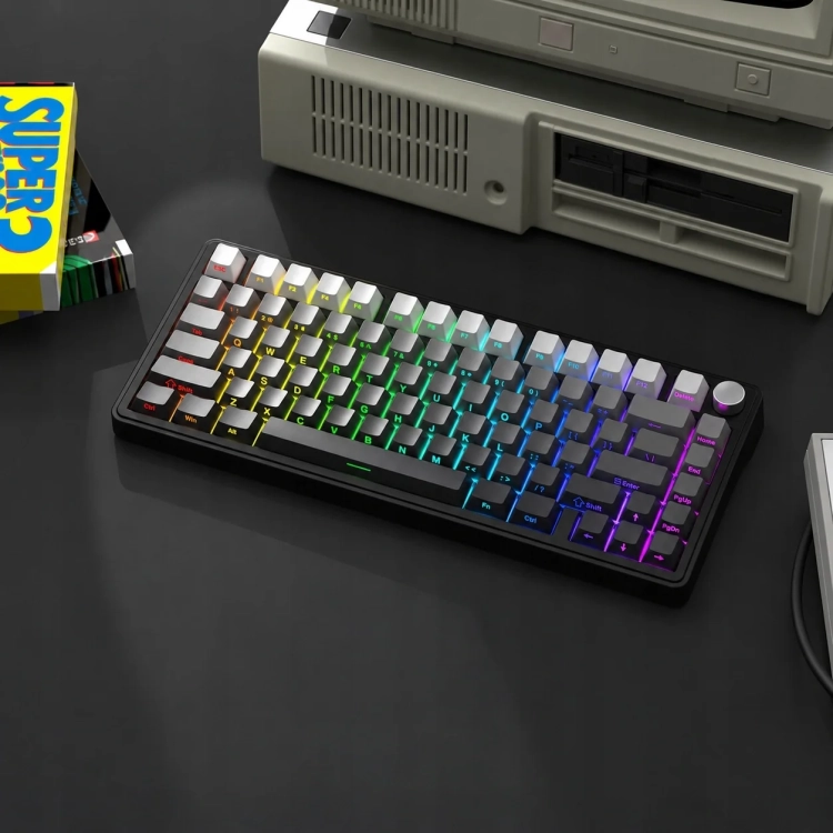 Attack Shark X85 Gradient Black na biurku