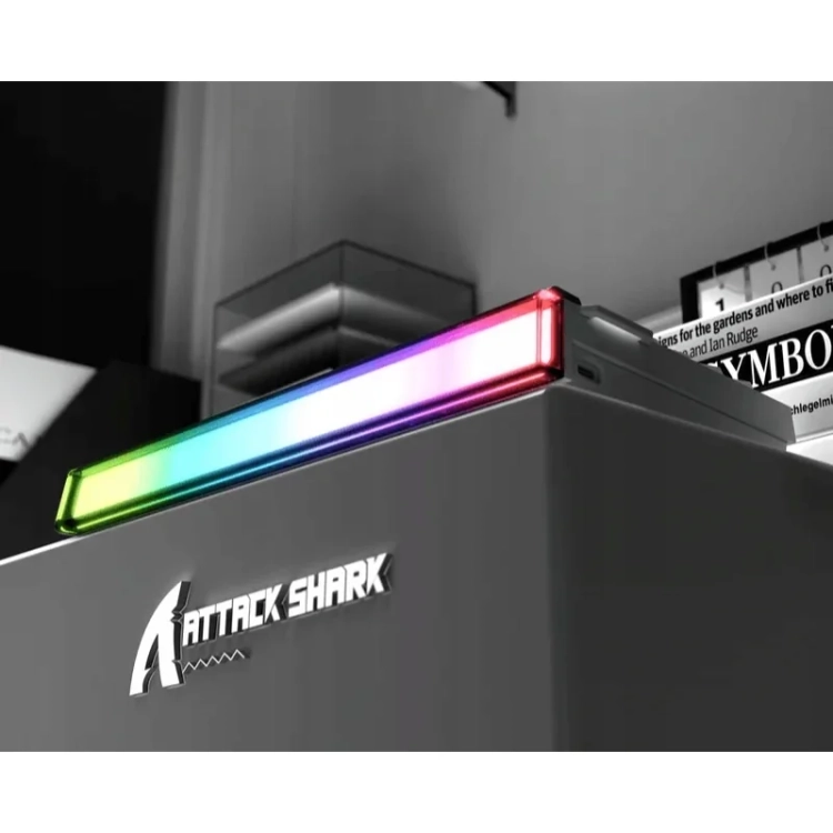Podświetlana ramka RGB w R85 HE