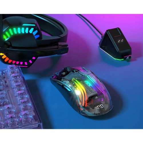 Attack Shark X2 PRO czarna z RGB na biurku