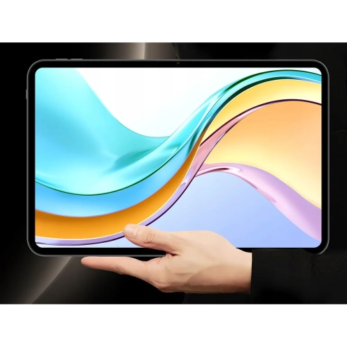 Ekran 13,4 cala 120 Hz tabletu Teclast T65 trzymanego w dłoni