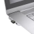 Odbiornik Logi Bolt USB-A w porcie laptopa