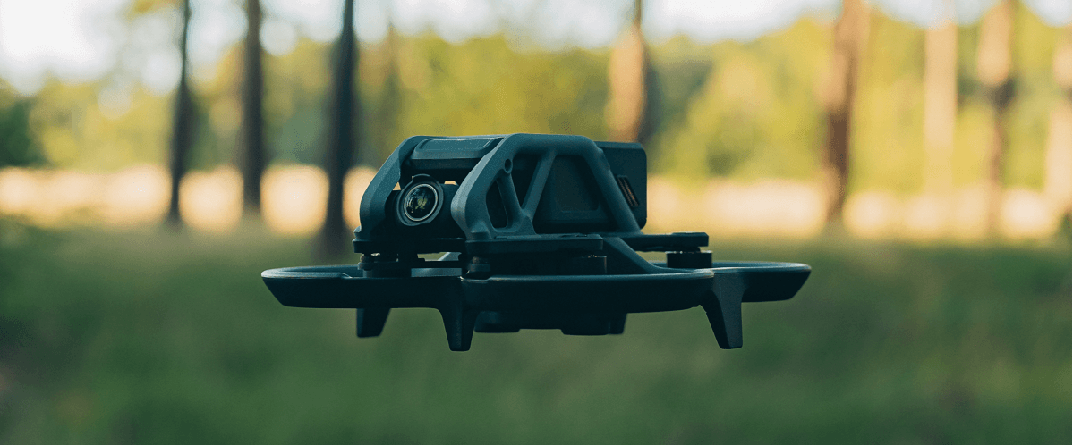 dji avata w locie
