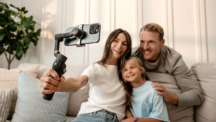 Płynne nagrania smartfonem z DJI Osmo Mobile 8 Standard
