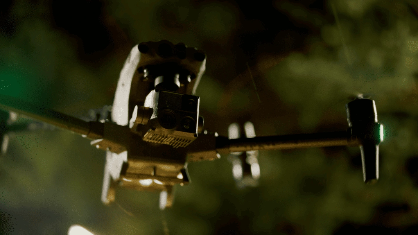 Dron strażacki DJI Matrice 30T wykorzystywany przez OSP Piasek podczas działań ratowniczych