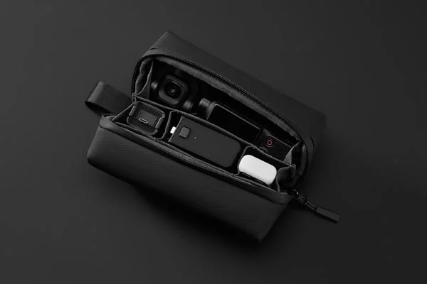Wnętrze torby DJI Osmo Pocket Pro na kamerę i akcesoria