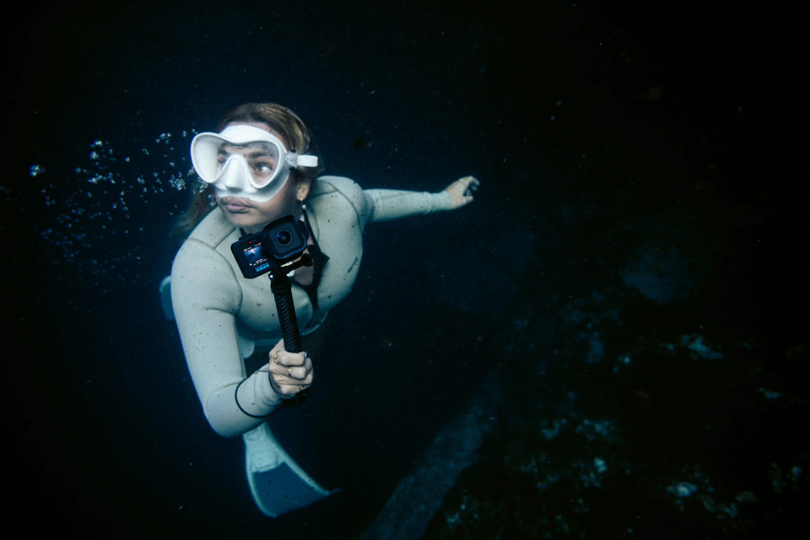 GoPro MISSION 1 PRO w sportowej obudowie z wymienną osłoną obiektywu