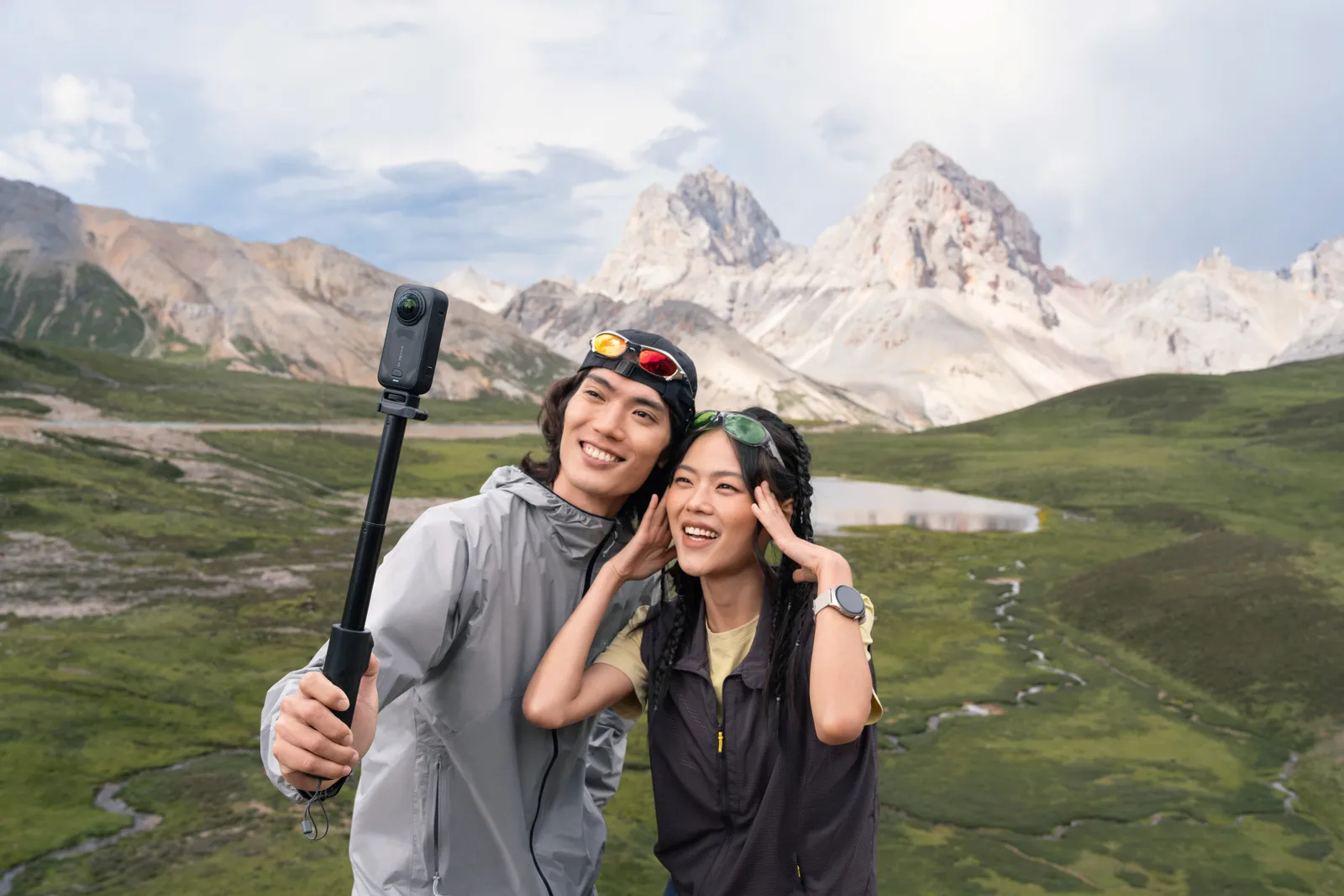 Insta360 X6 czy X5 – którą kamerę 360 wybrać