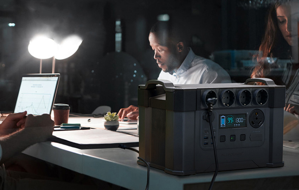 Przenośna stacja zasilania Allpowers S2000 PRO 1500 Wh