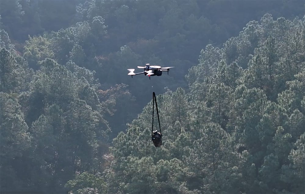 Chengzhi TH2 dwustopniowy system zrzutu z ładunkiem pod dronem