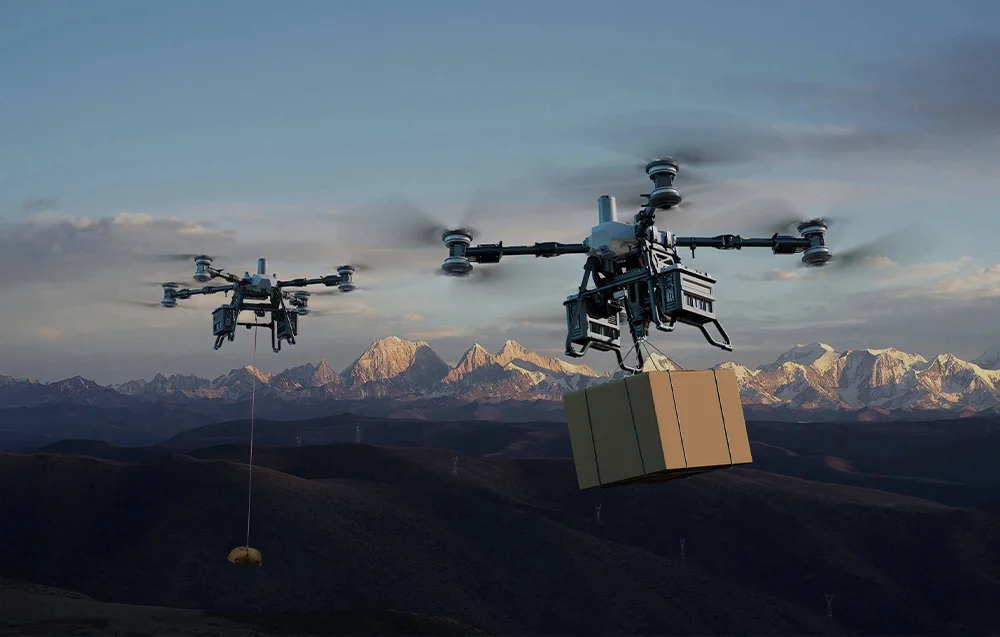 Wciągarka DJI DELIVERY FlyCart 100 – system podczas profesjonalnej operacji transportowej