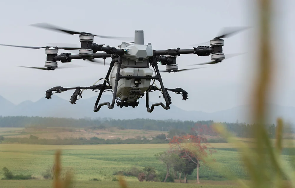 DJI Agras T100 – układ napędowy z wirnikami współosiowymi