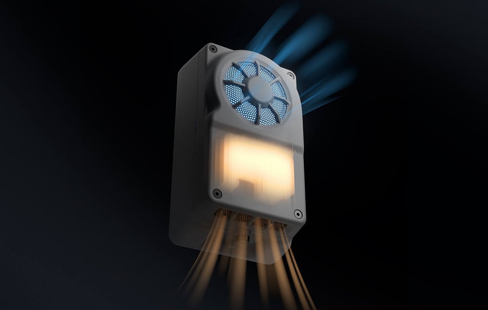 komputer pokładowy do dronów przedstawiony z efektami przepływu powietrza na ciemnym tle