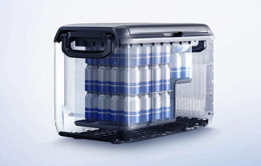 Kompaktowa lodówka EcoFlow GLACIER 35 l – kompresor R600a i izolacja 53 mm stabilnie utrzymują temperaturę żywności.