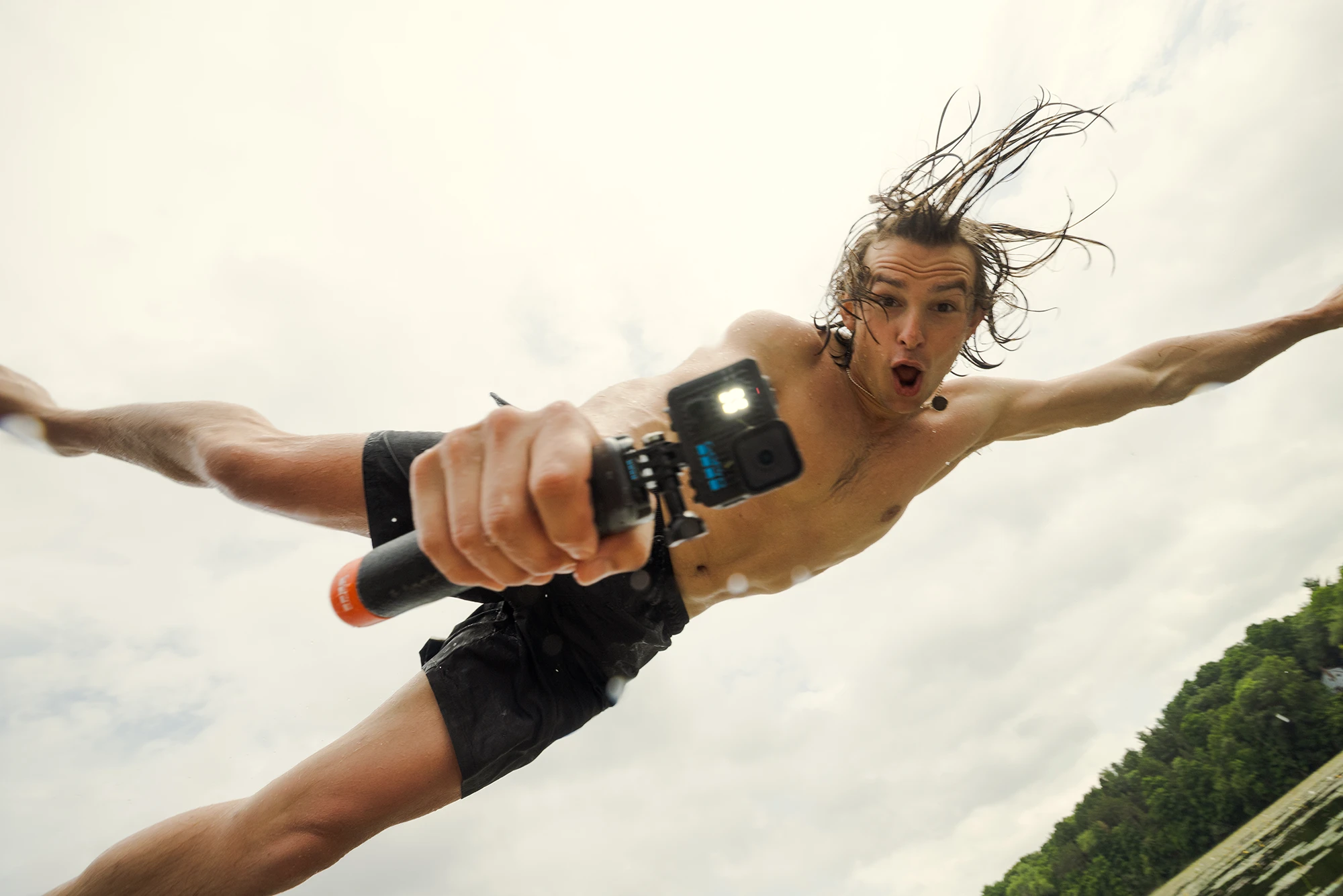 GoPro LIT HERO – 4K do 60 fps, 2× Slo-Mo i stabilne kadry dzięki GoPro Quik.