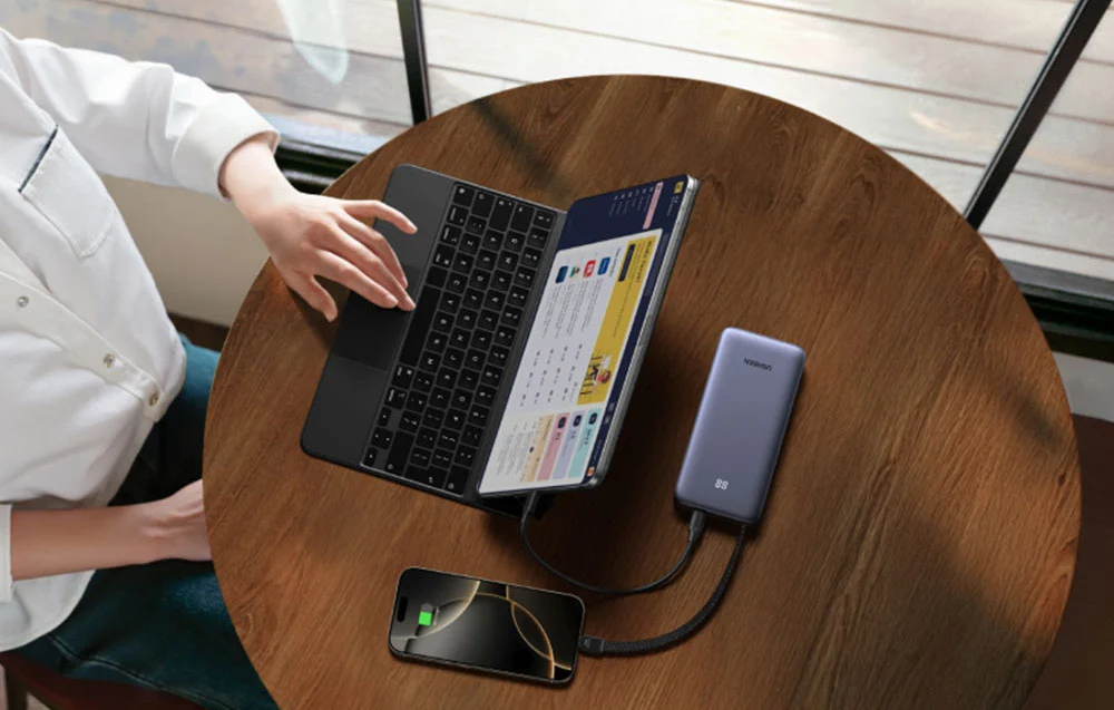 Powerbank UGREEN PB536 z wbudowanym przewodem USB-C