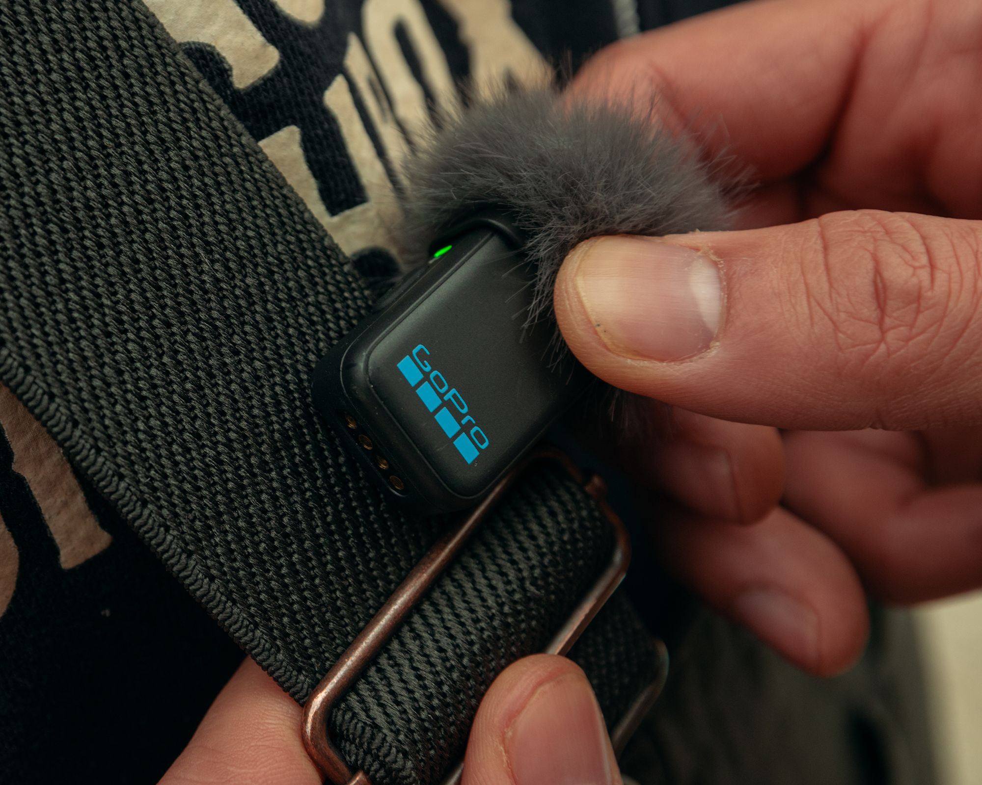 GoPro Wireless Mic Transmitter EU współpracuje z kamerami GoPro przez Bluetooth Audio