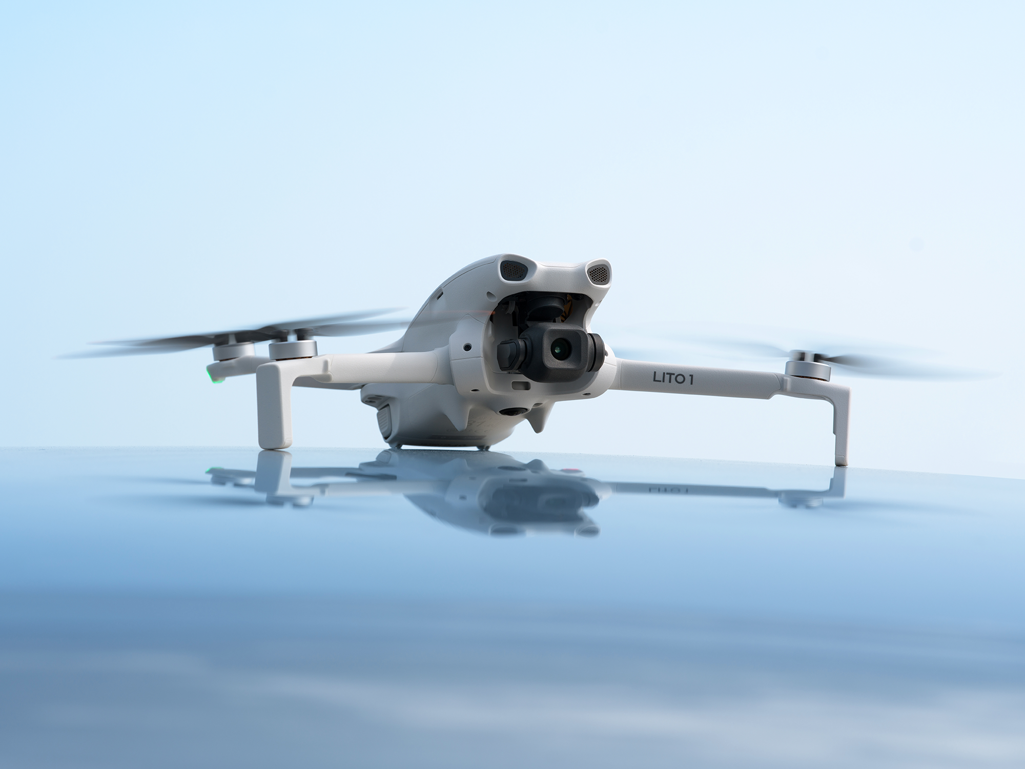 Jasny obiektyw i stabilny obraz