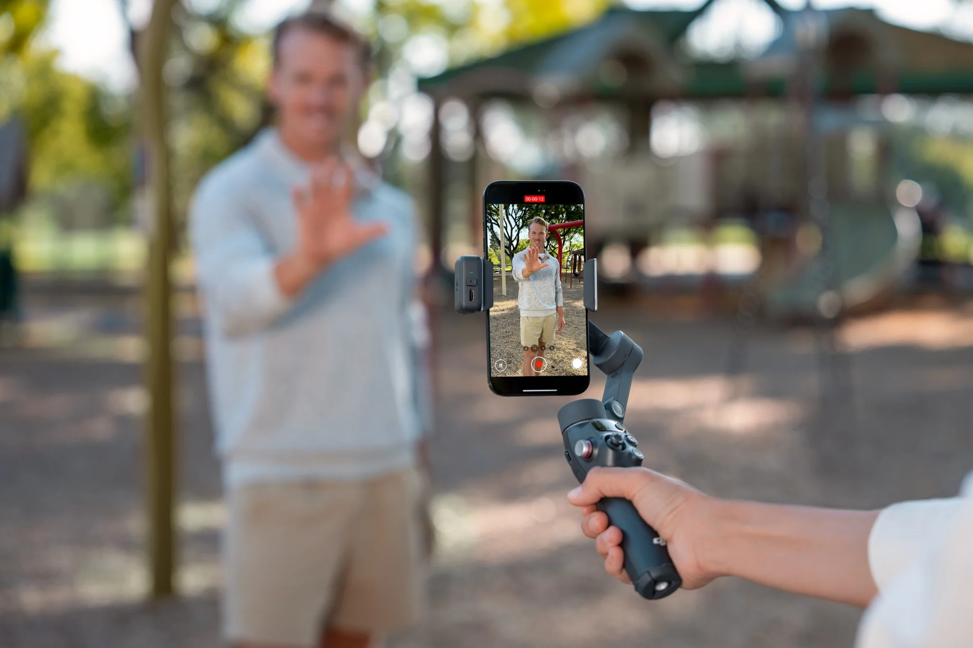 Inteligentne rozpoznawanie i śledzenie ludzi oraz zwierząt domowych