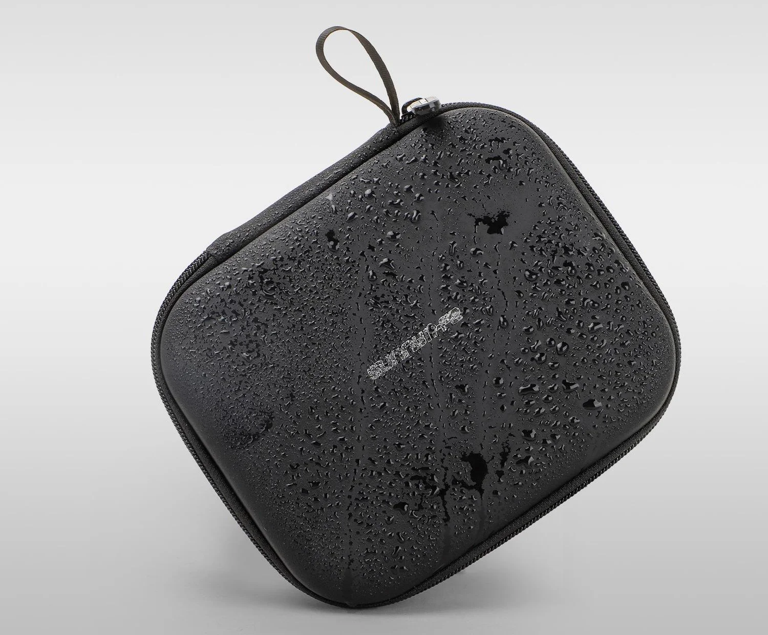 Materiały PU + EVA – twarda skorupa i odporność na warunki