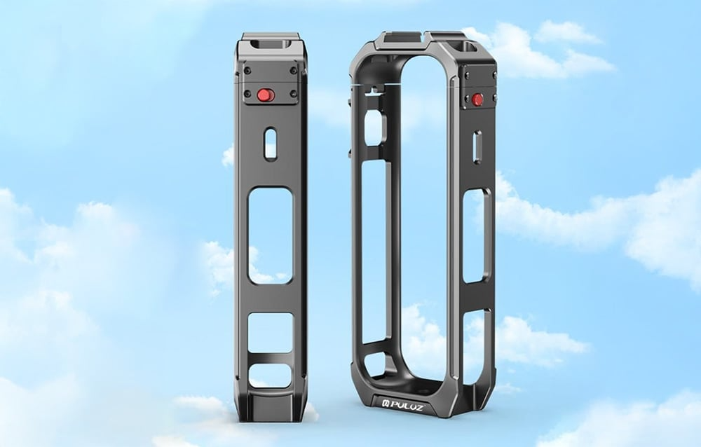 Metalowa ramka ochronna PULUZ do Insta360 X5 pokazana z przodu i z tyłu