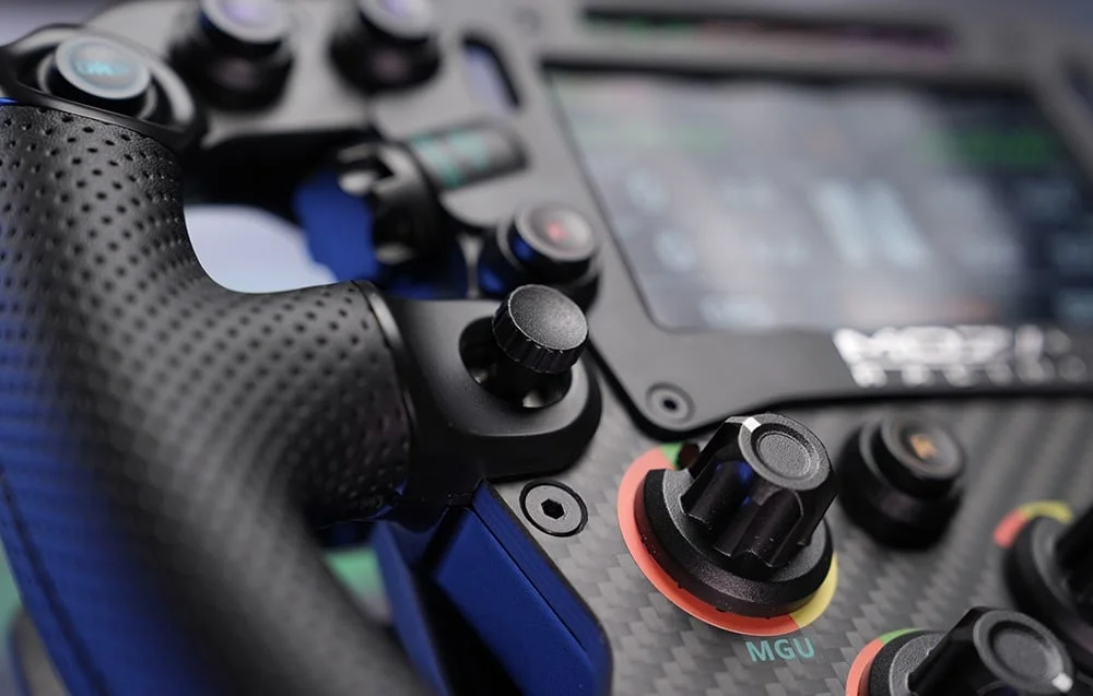 Moza Racing FSR V2 uchwyty z perforowanej mikrofibry i pokrętła pod kciuki