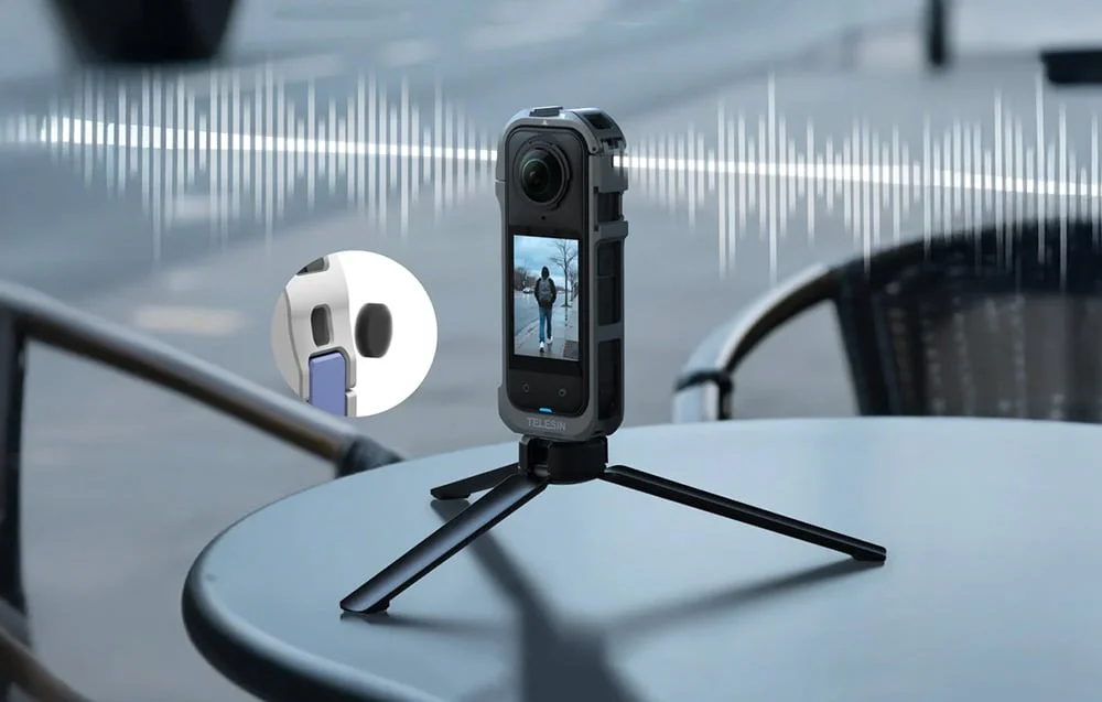 Obudowa Telesin dla Insta360 X5 z gąbką przeciwwiatrową przy mikrofonach