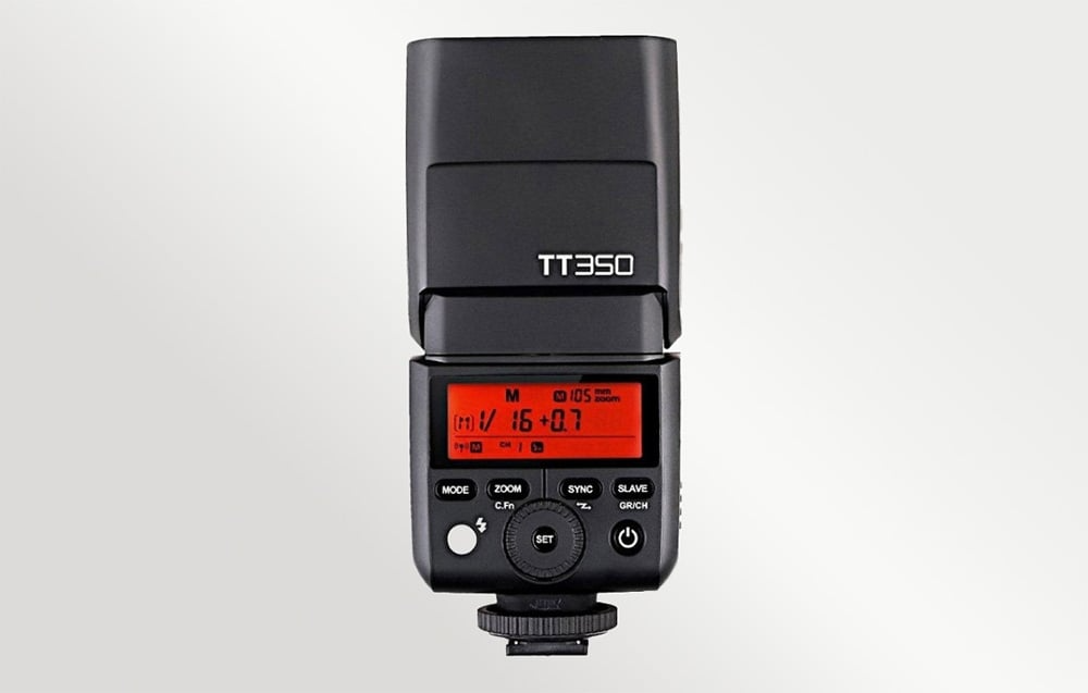 Lampa Godox TT350C z podświetlonym ekranem LCD i panelem sterowania