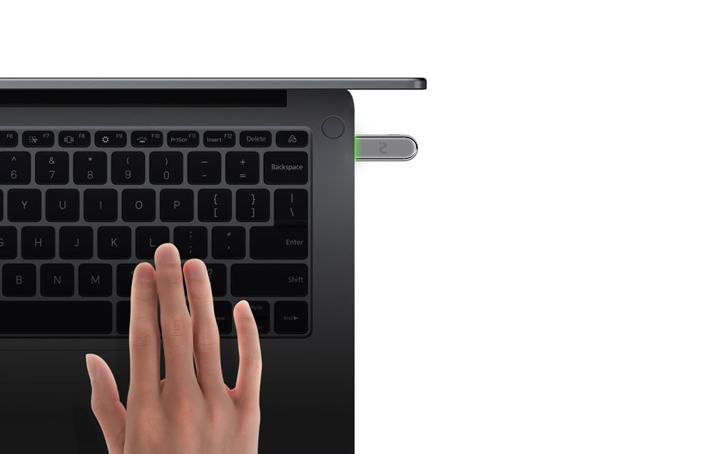 VIAIM NoteKit podłączony do laptopa podczas codziennej pracy